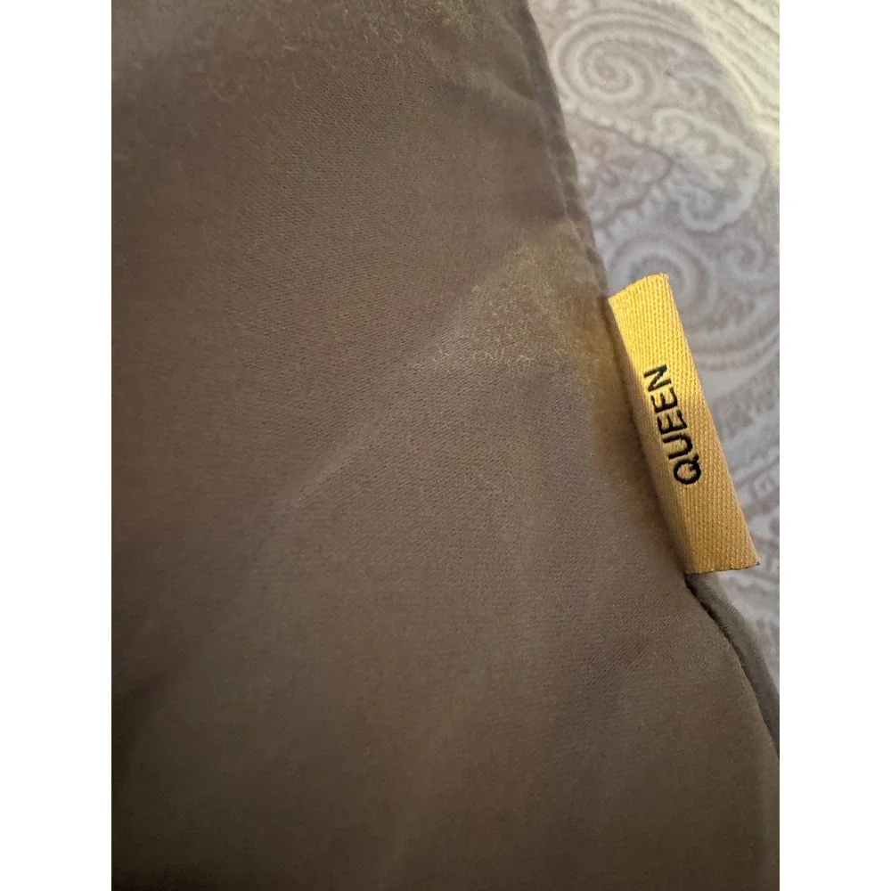 Quince Giza Cotton Sateen Queen Fitted Sheet + 1 Pillowcase – Dried Sage